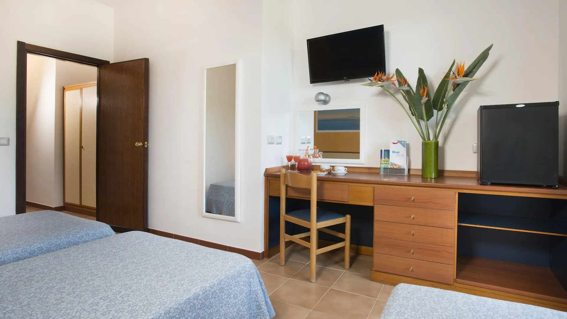 Hotel Oasis Alghero 4*,